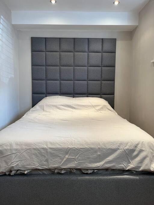 Gorgeous 2 Bed Loft Style Apartment Manchester Buitenkant foto