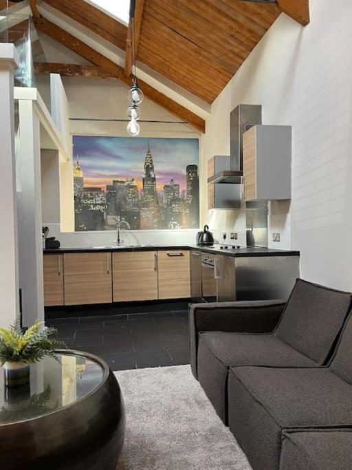 Gorgeous 2 Bed Loft Style Apartment Manchester Buitenkant foto